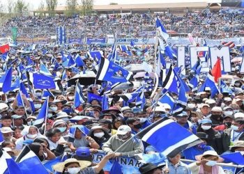 BOLIVIA. El MAS (Movimiento al Socialismo) expulsa al presidente del país