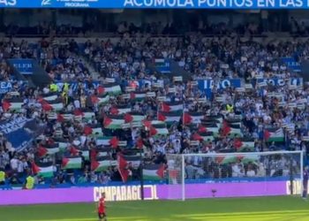Ovación histórica de apoyo al pueblo palestino en Anoeta, estadio de la Real Sociedad