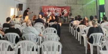 La publicación «El Común» tilda de «pinchazo» la última fiesta del PCE