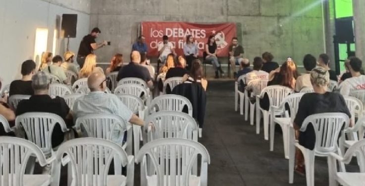 La publicación «El Común» tilda de «pinchazo» la última fiesta del PCE