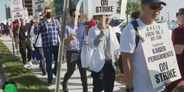 EE.UU. A los trabajadores de la industria automotriz en huelga se unen miles de sanitarios