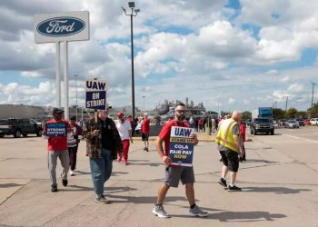 EE.UU. Victoria histórica de los trabajadores del automóvil
