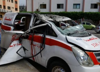 La propia OMS (Organización Mundial de la Salud) denuncia 111 ataques de Israel contra ambulancias, centros sanitarios…