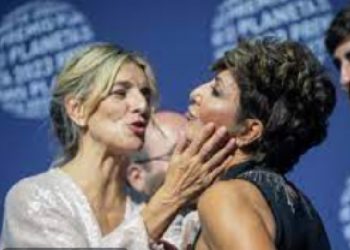 Yolanda Díaz prefirió asistir a la entrega de los premios Planeta que a la manifestación por Palestina