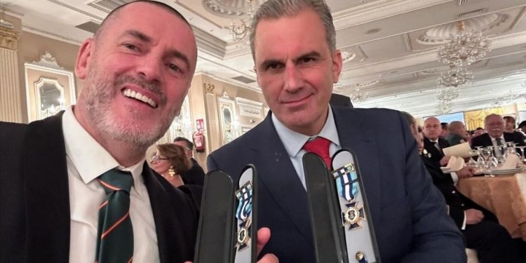 ¿Policías y ultraderecha? No llegaremos a tanto