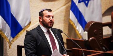 ISRAEL. Deshumanizado y sin cerebro: ministro israelí propone lanzar bomba nuclear sobre Gaza