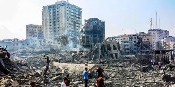 Los bombardeos del Estado de Israel en Gaza han destruido ya más del 42% de sus viviendas (vídeo)