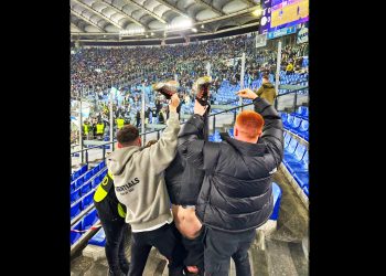 Aficionados del Celtic impartieron clase de historia a los de la Lazio