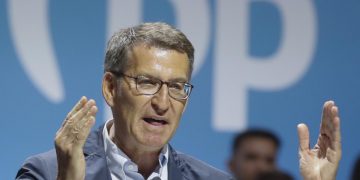 La ignorancia de Feijóo no tiene límites (geográficos), observen cómo se inventa ciudades