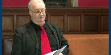 REINO UNIDO. Los comunistas advierten del accionar de pandillas fascistas alentadas desde el parlamento