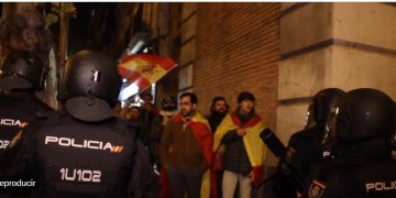 Un video de Cayetanos y fascistas diciendo a la policía que «no nos peguéis que sois de los nuestros»