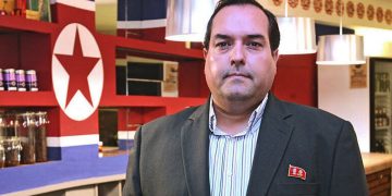 Tras su detención y puesta en libertad, Cao de Benós publica este comunicado