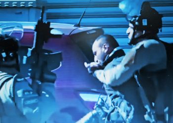 Jerusalén ocupada: Periodista agredido brutalmente por soldados israelíes (vídeo)