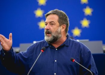 Siempre ha sido así, pero Manu Pineda parece darse cuenta ahora de que la UE “no tiene política exterior propia”