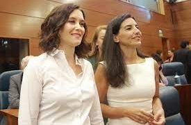 Desquiciada. Vox tacha al gobierno de Ayuso de «socialista»