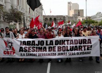 PERÚ. Miles de personas toman otra vez las calles contra la dictadura y pidiendo la libertad de Castillo