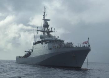 REINO UNIDO envía buques de guerra para atemorizar a Venezuela y proteger sus intereses en Guyana