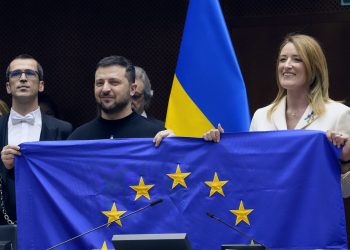 No hay más: La UE corta un 87% el suministro militar-financiero a Ucrania