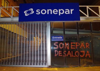 Hacen pintadas en sedes de Sonepar, la empresa que quiere desalojar el Centro Socialista de Goierri