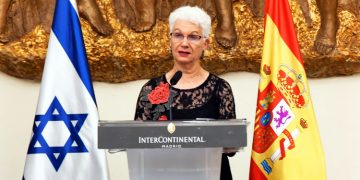 La “crisis” entre España e Israel ha quedado zanjada; la embajadora sionista vuelve a Madrid