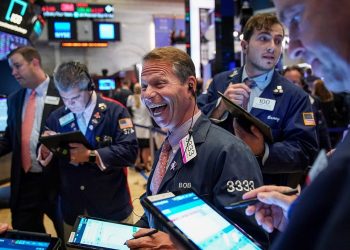 LUCAS BRETT. Así funciona la Bolsa: el ejemplo de Gotham City Research y Grifols