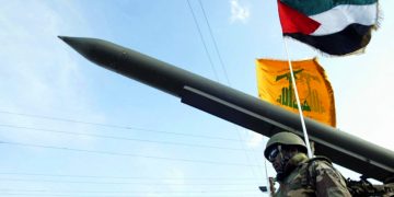 LIBANO. Hizbullah lanza 62 misiles contra bases israelíes como respuesta al asesinato de Al-Arouri