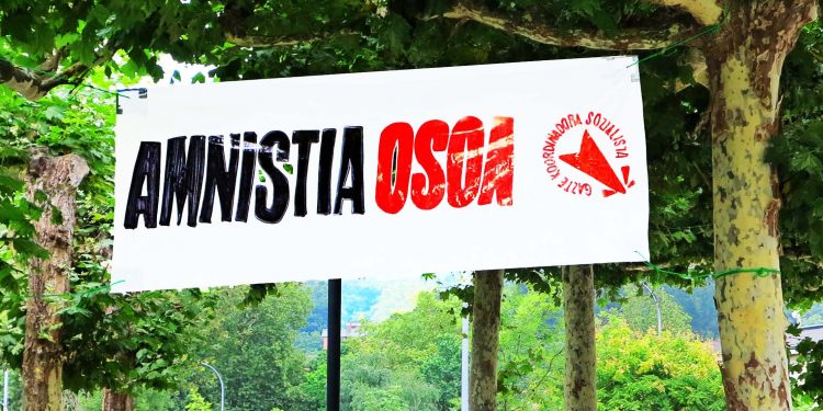 VARIOS PRESOS POLÍTICOS VASCOS. Acerca de la amnistía parcial del gobierno