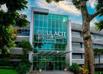 COSTA RICA. Al cónsul de Israel le han recibido de esta manera (vídeo)