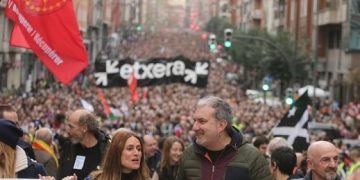 Respuesta de la actriz Itziar Ituño tras castigarla Iberia y BMW por ir a una manifestación