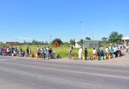 Observen las imágenes para conseguir gas en Argentina