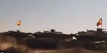 Banderas de España en los tanques que usa Ucrania