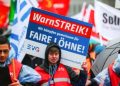 ALEMANIA. Los trabajadores del transporte público, en huelga, se movilizaron en 80 ciudades