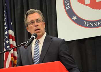 EE.UU. Senador yanqui aboga por asesinar a toda la población palestina