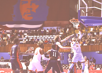 Insurgente.org no informa de resultados deportivos pero ayer Cuba le ganó a EE.UU… ¡en baloncesto!