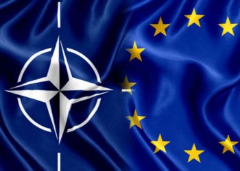 ANDRÉS PIQUERAS. La UE: un proyecto de EEUU convertido en el brazo político de la OTAN