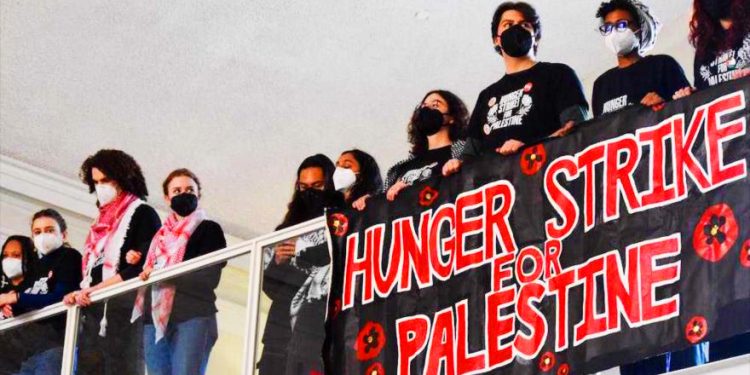 EE.UU. Estudiantes universitarios en huelga de hambre en solidaridad con Palestina