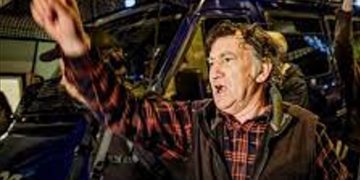 PORTUGAL. Un comunista se enfrenta a los fascistas al grito de «Nos pasarán» en Lisboa