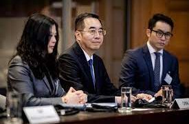 CHINA considera la lucha armada del pueblo palestino contra el opresor como un derecho inalienable