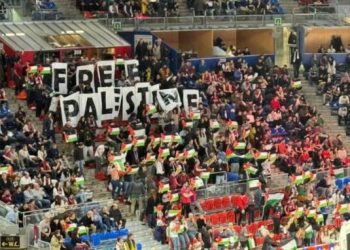 Recibimiento al Maccabi de Tel Aviv en su partido contra el Baskonia (Video)