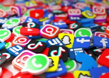 MARCELO COLUSSI. Redes sociales: ¿al servicio de quién?