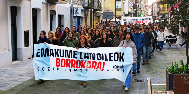 8M: ITAIA movilizó a miles de personas; sólo el socialismo liberará a la mujer trabajadora