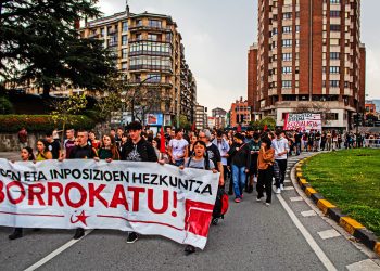 Convocada por IA, la huelga estudiantil ha sido ampliamente secundada en el sur de Euskal Herria