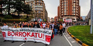 Convocada por IA, la huelga estudiantil ha sido ampliamente secundada en el sur de Euskal Herria