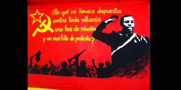 Sobre el poeta y comunista Miguel Hernández, que murió hace 82 años en una cárcel franquista