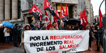 Huelga en el sector bancario entre previsiones de beneficios récord