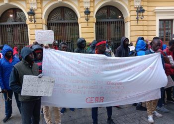 50 migrantes se declaran en huelga de hambre en Chiclana (Cádiz)