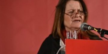 Una teniente coronel en activo denunciando a la U.E y la OTAN