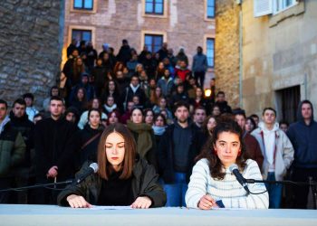 GKS denunció el silencio cómplice de los políticos profesionales ante la brutal represión en Gasteiz