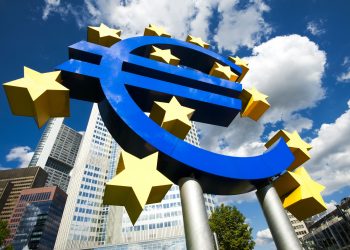 ESPAÑA. Cierra 2023 con una deuda del 107,7% del PIB y la UE afila el hacha de los recortes