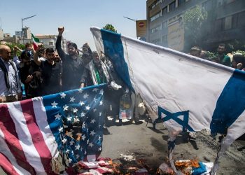 PABLO MARTÍ. La administración norteamericana ruega a la jefatura iraní que no ataque instalaciones estadounidenses